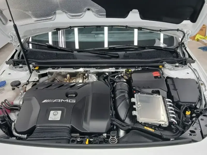 2025 Mercedes-Benz A-Класс с пробегом 821 км