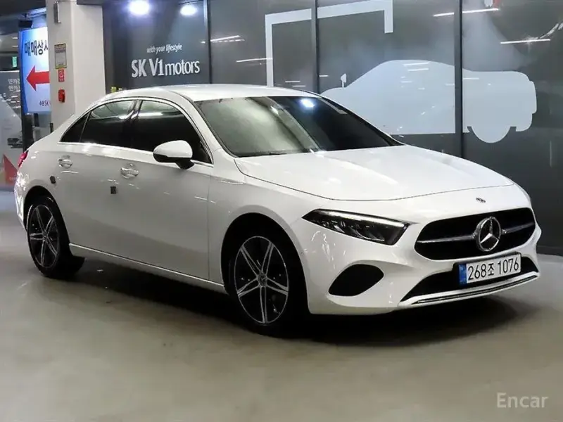 2025 Mercedes-Benz A-Класс с пробегом 10 086 км