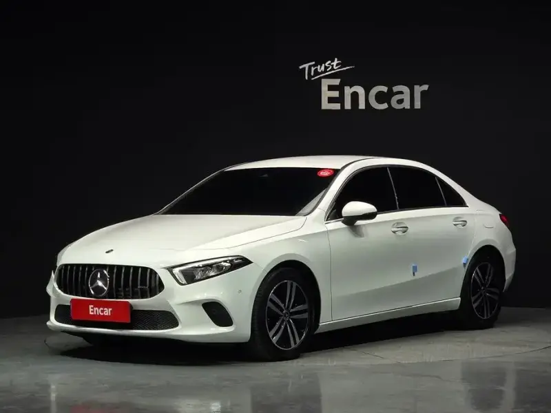 2022 Mercedes-Benz A-Класс с пробегом 25 461 км