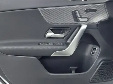 2024 Mercedes-Benz A-Класс с пробегом 14 238 км