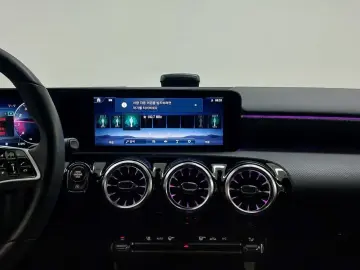 2024 Mercedes-Benz A-Класс с пробегом 14 238 км