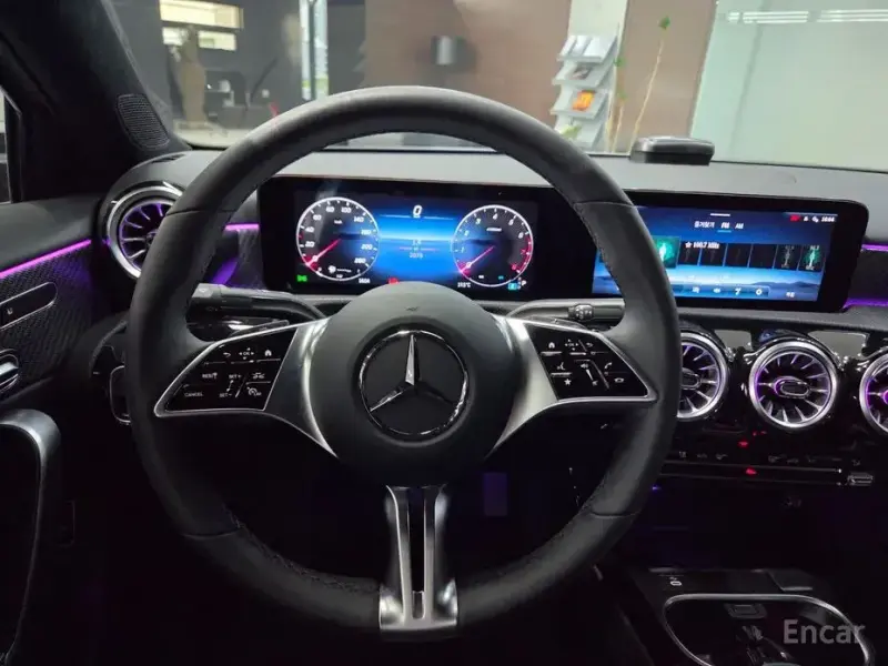 2025 Mercedes-Benz A-Класс с пробегом 2 075 км