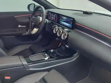 2024 Mercedes-Benz A-Класс с пробегом 6 008 км