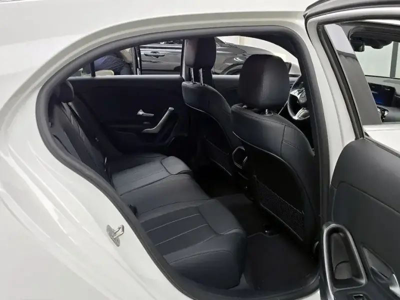 2025 Mercedes-Benz A-Класс с пробегом 57 км