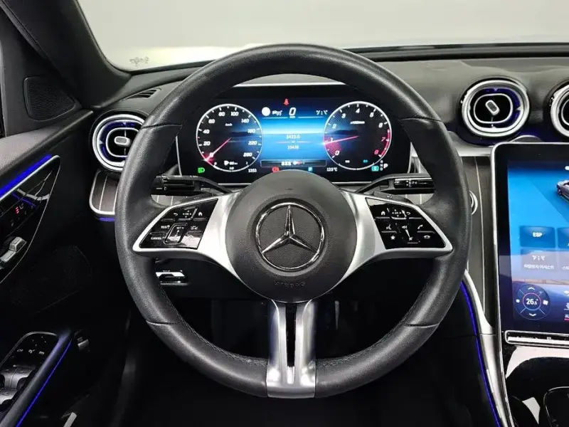 2023 Mercedes-Benz C-Класс с пробегом 33 438 км