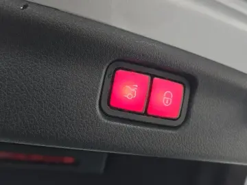 2023 Mercedes-Benz C-Класс с пробегом 33 438 км