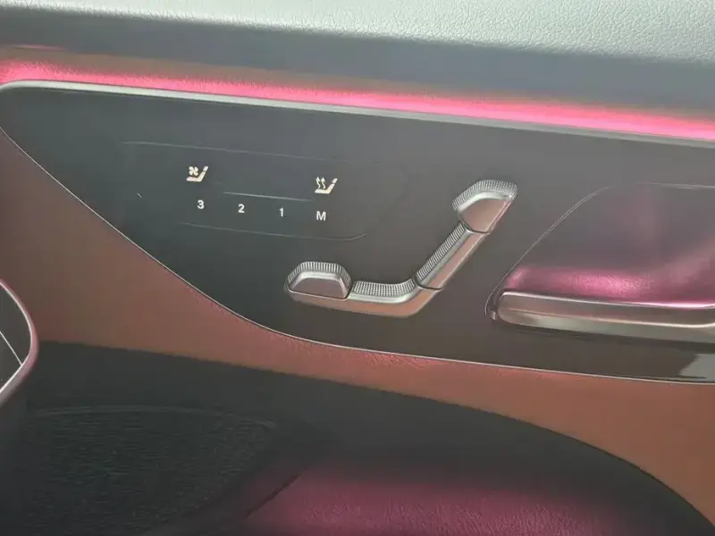 2025 Mercedes-Benz C-Класс с пробегом 7 435 км