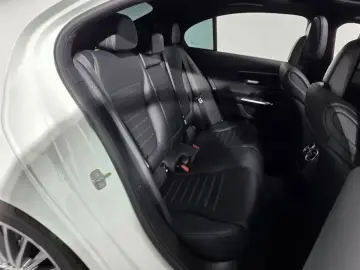 2024 Mercedes-Benz C-Класс с пробегом 23 492 км