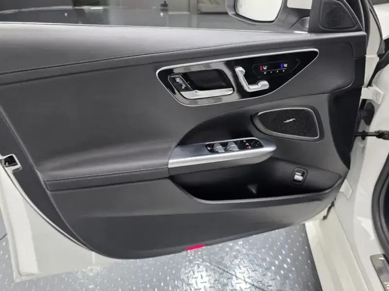 2024 Mercedes-Benz C-Класс с пробегом 23 492 км
