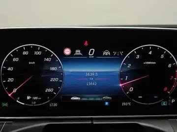 2024 Mercedes-Benz C-Класс с пробегом 13 642 км