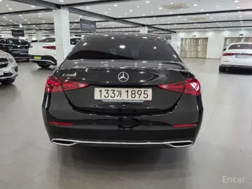 2025 Mercedes-Benz C-Класс с пробегом 14 301 км