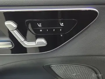 2025 Mercedes-Benz C-Класс с пробегом 14 301 км