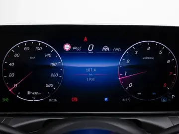 2025 Mercedes-Benz C-Класс с пробегом 1 901 км