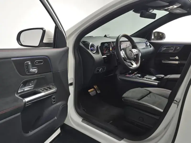 2020 Mercedes-Benz GLA с пробегом 27 747 км
