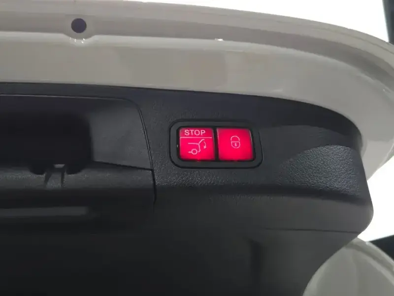 2020 Mercedes-Benz GLA с пробегом 27 747 км