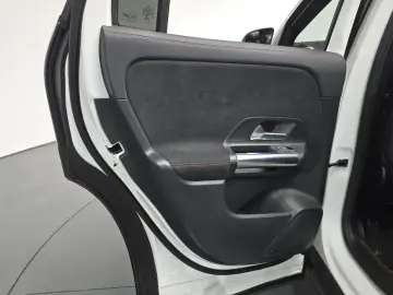 2020 Mercedes-Benz GLA с пробегом 27 747 км
