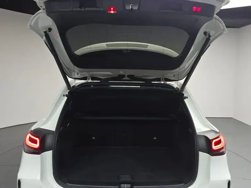 2020 Mercedes-Benz GLA с пробегом 27 747 км