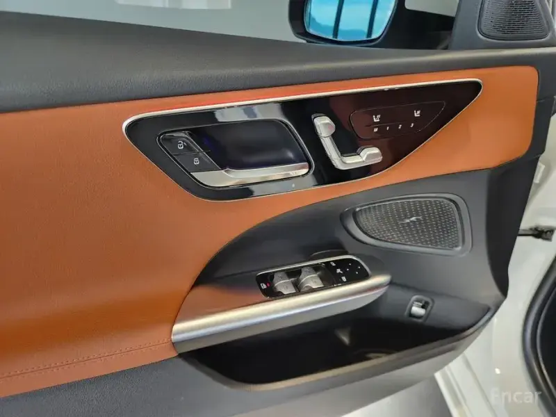2025 Mercedes-Benz C-Класс с пробегом 18 445 км