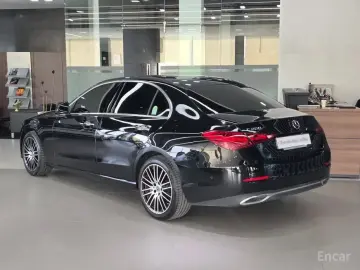 2024 Mercedes-Benz C-Класс с пробегом 12 506 км