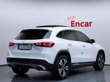 2021 Mercedes-Benz GLA с пробегом 48 833 км