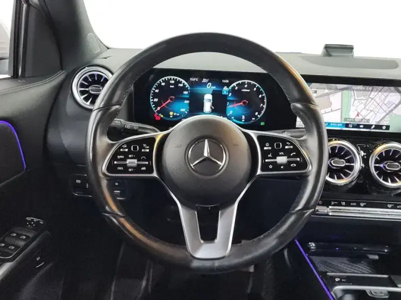 2021 Mercedes-Benz GLA с пробегом 48 833 км