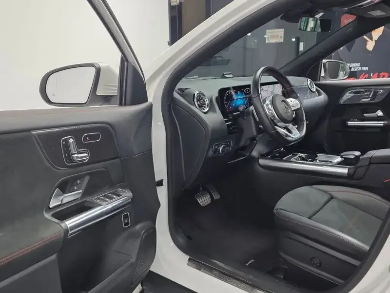 2021 Mercedes-Benz GLA с пробегом 75 115 км