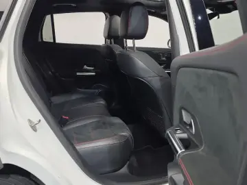 2021 Mercedes-Benz GLA с пробегом 75 115 км
