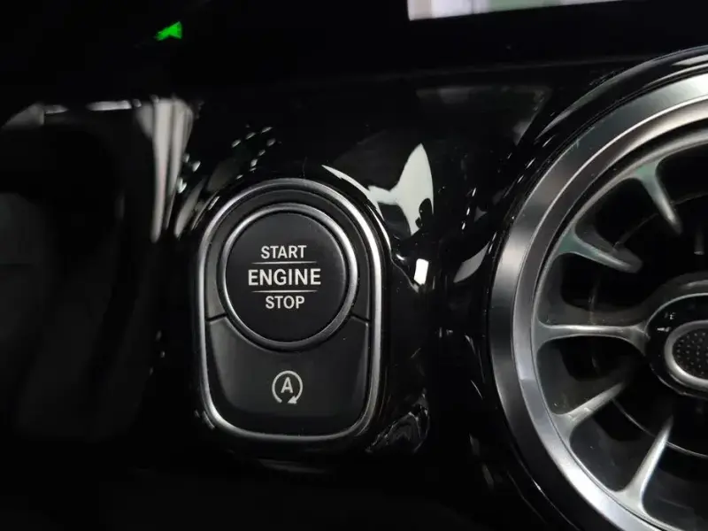 2021 Mercedes-Benz GLA с пробегом 75 115 км