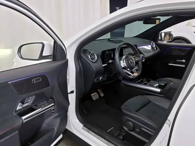 2022 Mercedes-Benz GLA с пробегом 14 061 км