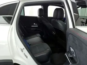 2022 Mercedes-Benz GLA с пробегом 14 061 км