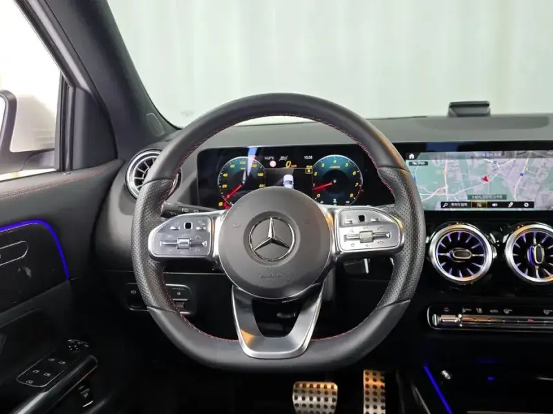 2022 Mercedes-Benz GLA с пробегом 14 061 км