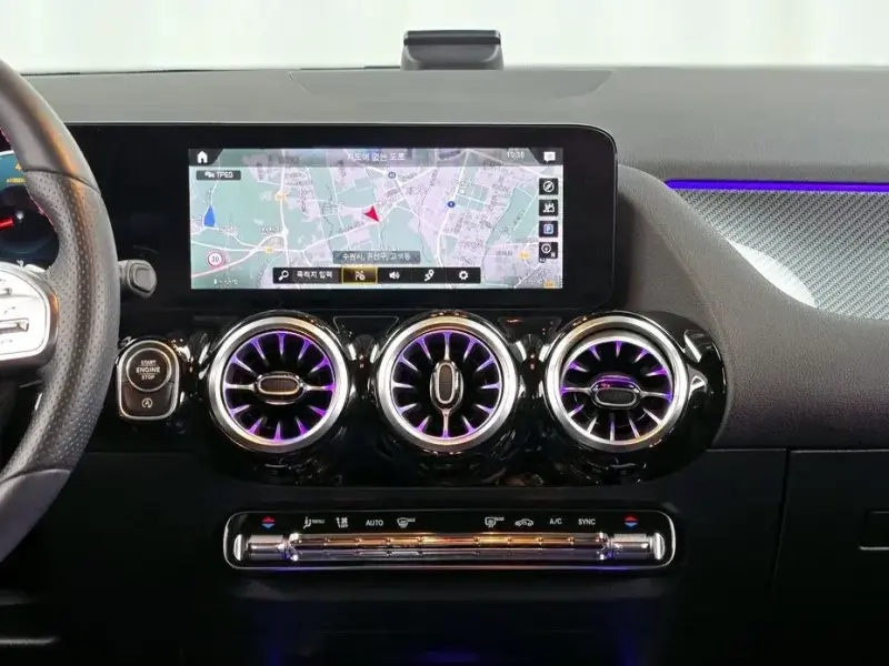 2022 Mercedes-Benz GLA с пробегом 14 061 км