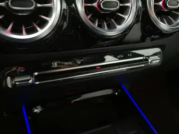 2021 Mercedes-Benz GLA с пробегом 63 659 км