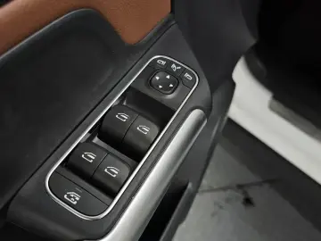2023 Mercedes-Benz GLA с пробегом 30 016 км