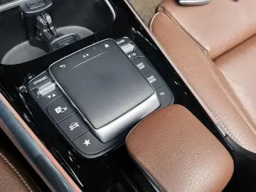 2020 Mercedes-Benz GLA с пробегом 99 548 км