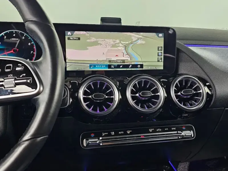 2021 Mercedes-Benz GLA с пробегом 90 594 км