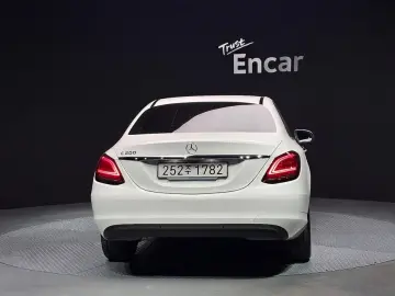 2019 Mercedes-Benz C-Класс с пробегом 64 337 км