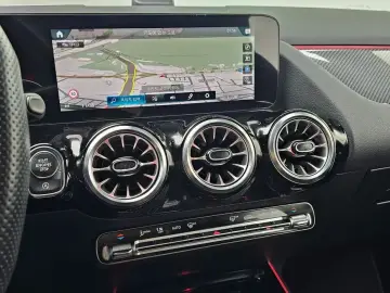 2022 Mercedes-Benz GLA с пробегом 40 173 км