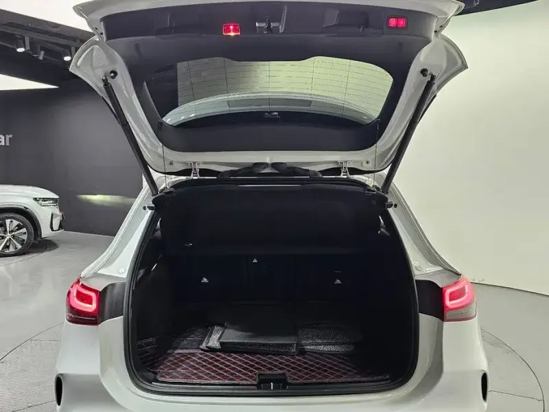 2022 Mercedes-Benz GLA с пробегом 40 173 км