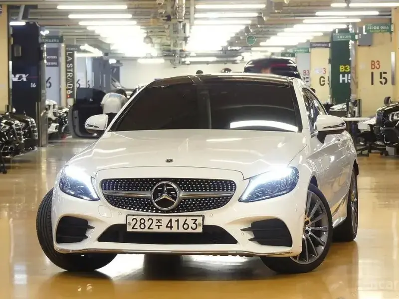 2023 Mercedes-Benz C-Класс с пробегом 16 900 км