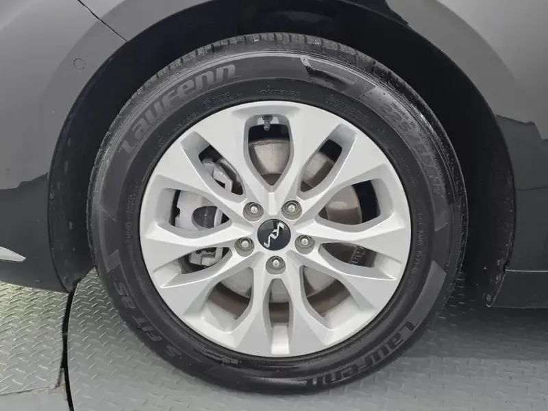 2023 Kia K8 с пробегом 47 992 км