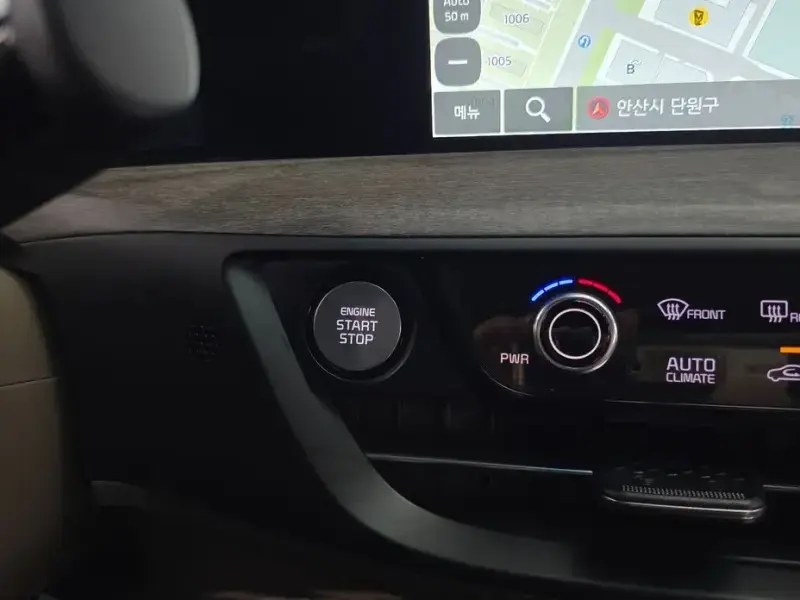 2023 Kia K8 с пробегом 47 992 км