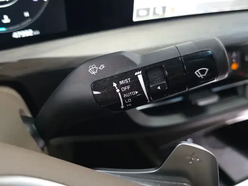 2023 Kia K8 с пробегом 47 992 км