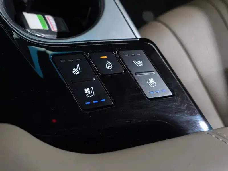 2023 Kia K8 с пробегом 47 992 км