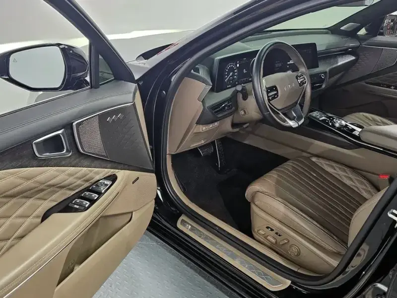2023 Kia K8 с пробегом 51 961 км