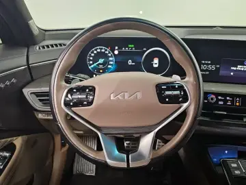 2023 Kia K8 с пробегом 51 961 км