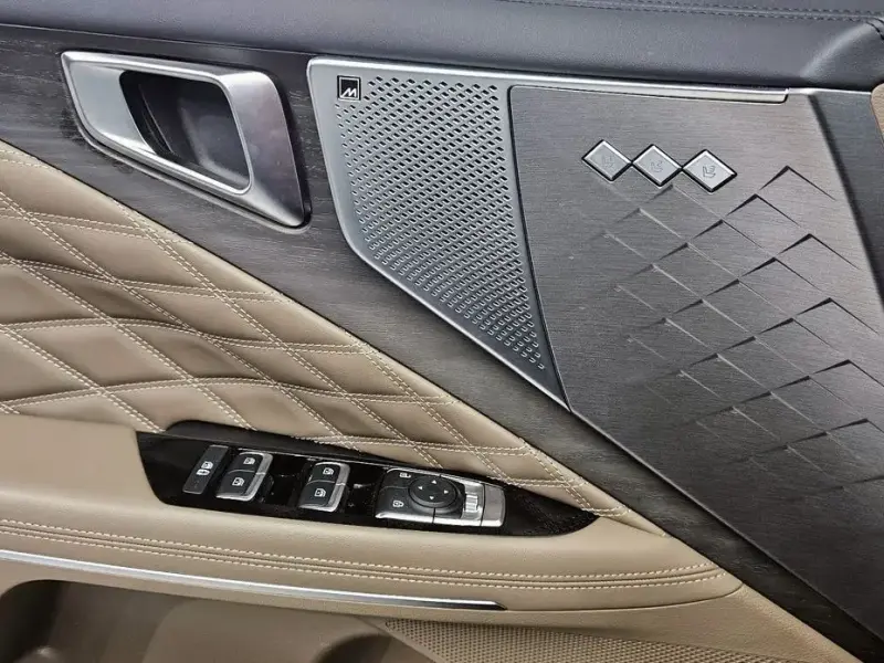 2023 Kia K8 с пробегом 51 961 км