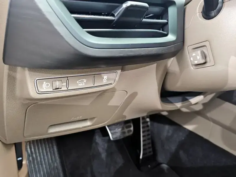 2023 Kia K8 с пробегом 51 961 км
