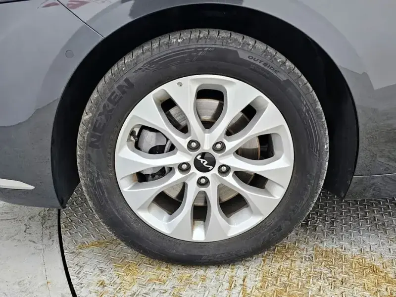 2023 Kia K8 с пробегом 74 058 км