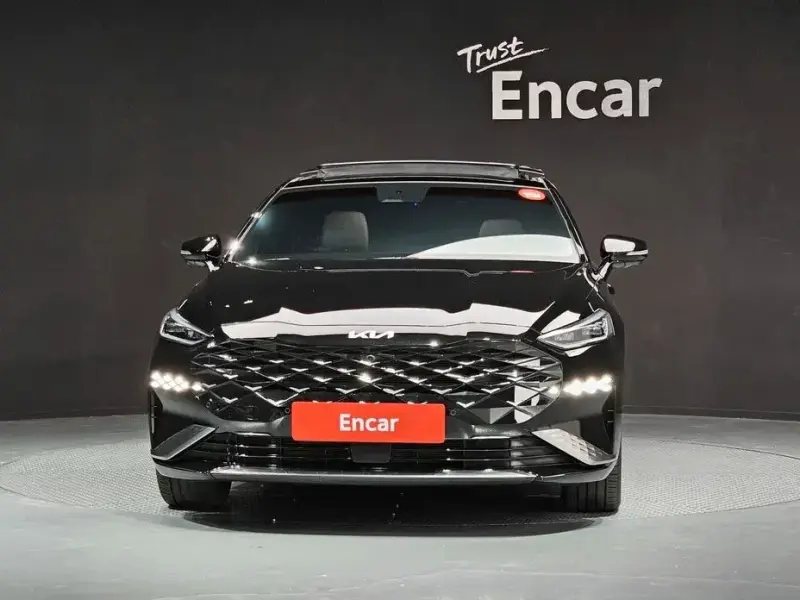 2023 Kia K8 с пробегом 21 702 км
